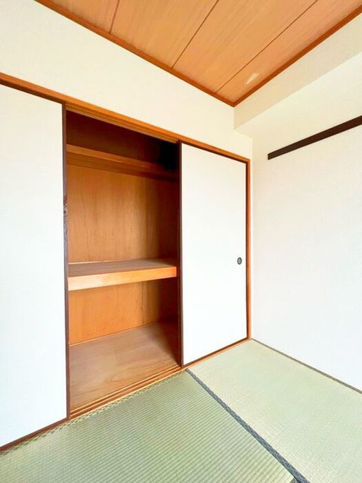 物件内観写真13　(収納)