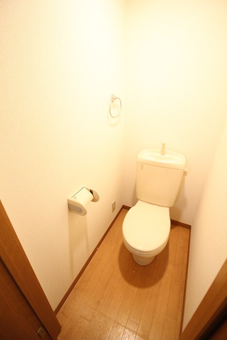 物件内観写真13　(トイレ)