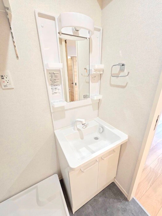 物件内観写真12　(洗面)