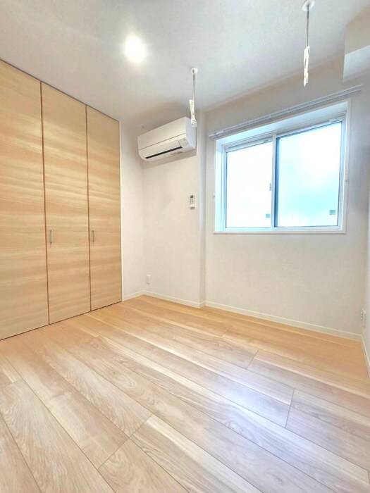 物件内観写真19　(居室)