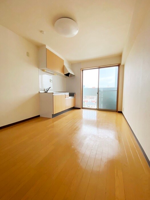 物件内観写真8　(居室)