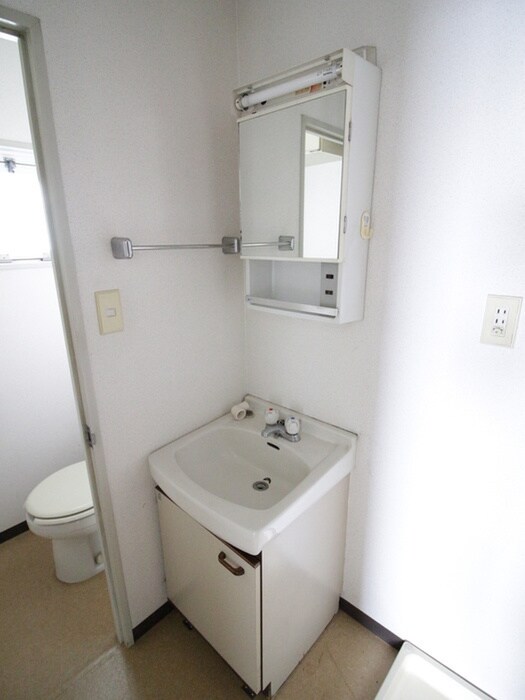 物件内観写真10　(洗面)