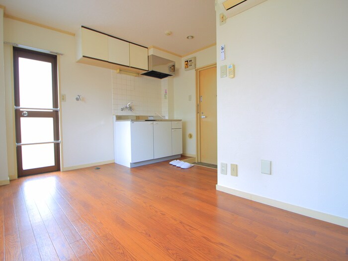 物件内観写真8　(居室)