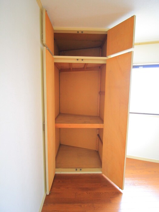 物件内観写真16　(収納)