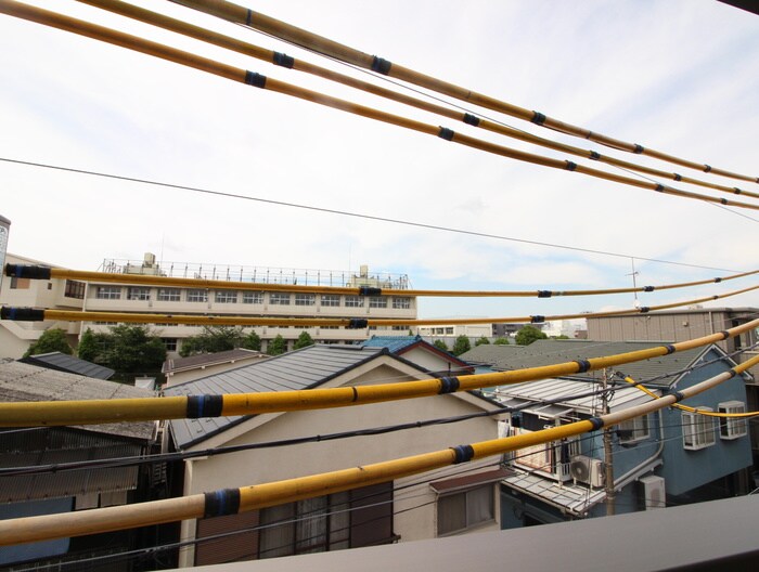 物件内観写真19　(室内からの展望)