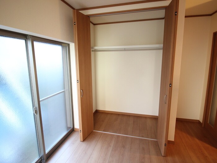物件内観写真12　(収納)