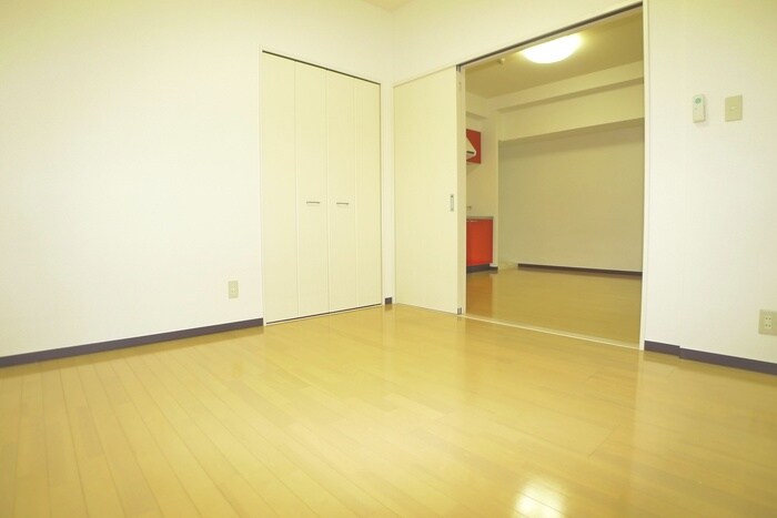 物件内観写真12　(居室)