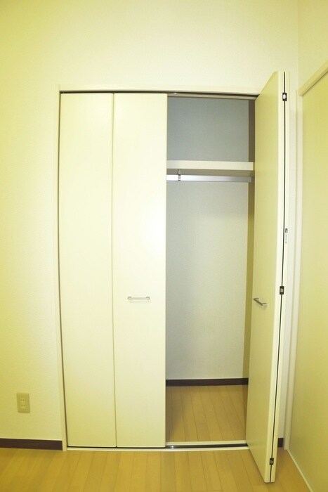 物件内観写真13　(収納)