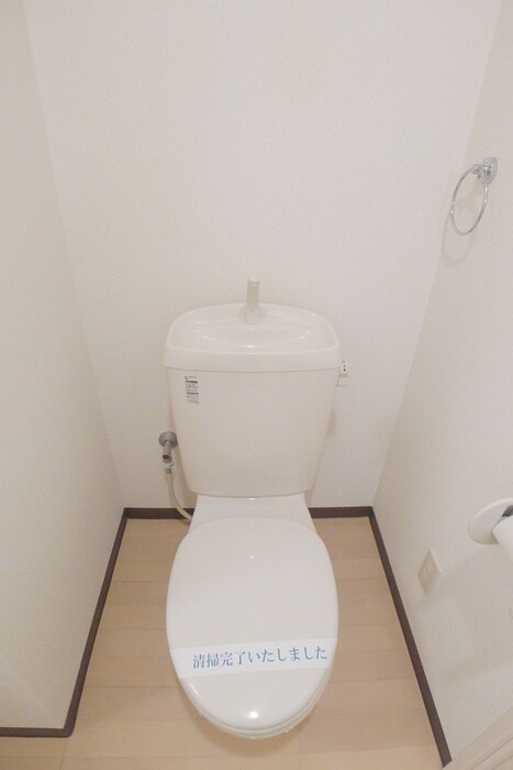 物件内観写真14　(トイレ)