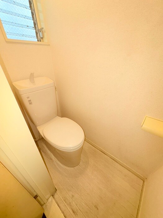 物件内観写真12　(トイレ)
