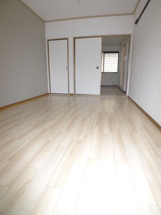 物件内観写真16　(居室)