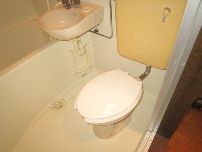 物件内観写真12　(トイレ)