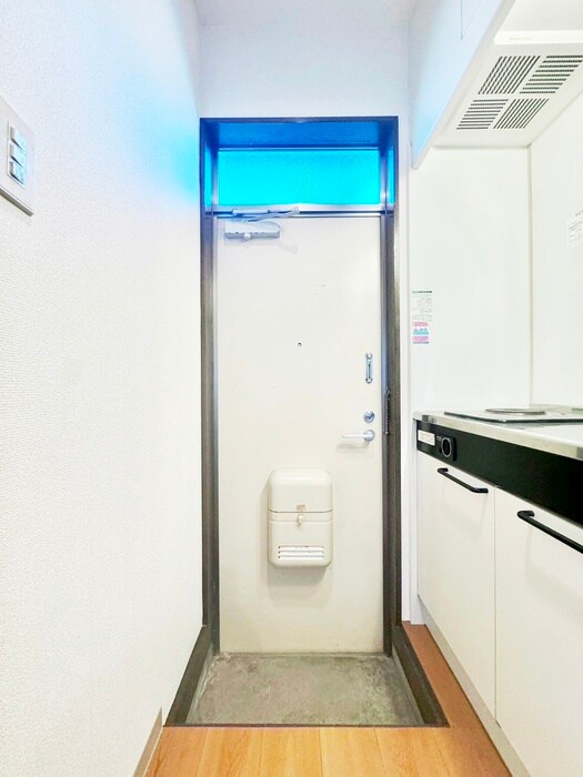 物件内観写真19　(玄関)