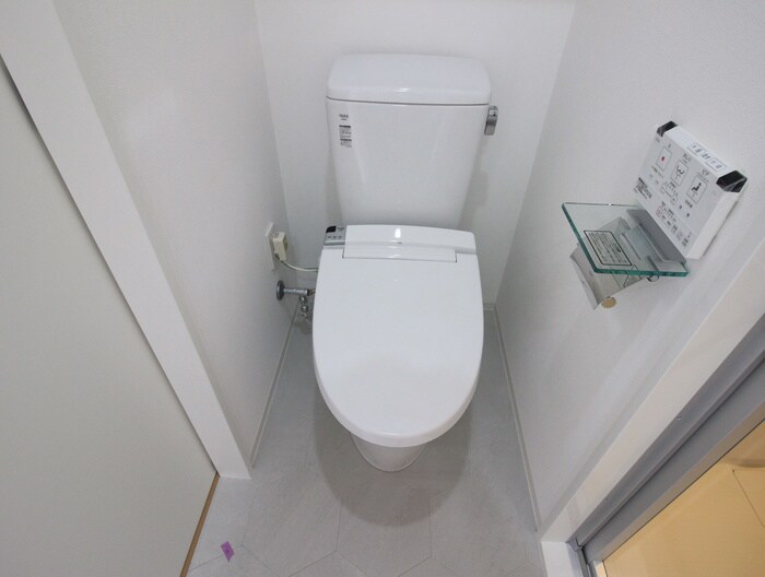 物件内観写真16　(トイレ)