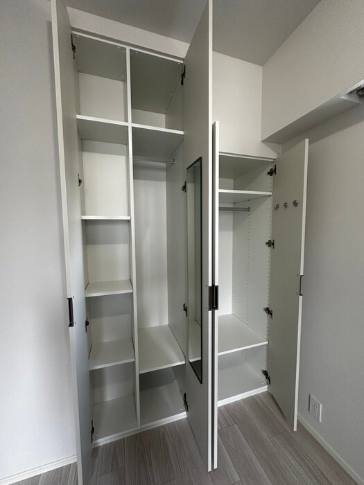 物件内観写真11　(収納)