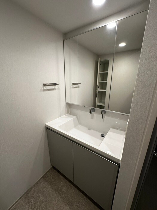 物件内観写真16　(洗面)