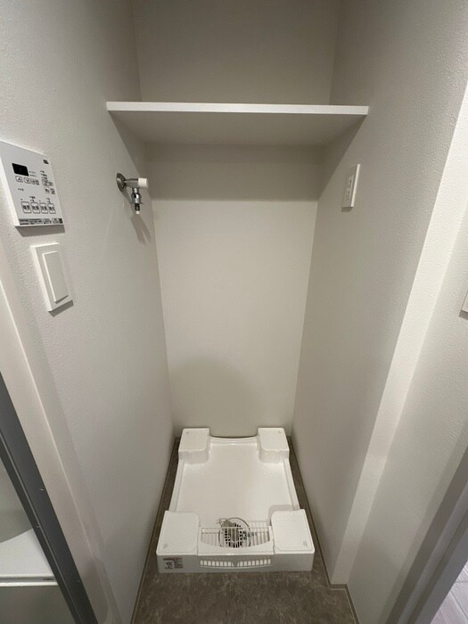 物件内観写真17　(洗濯機置場)