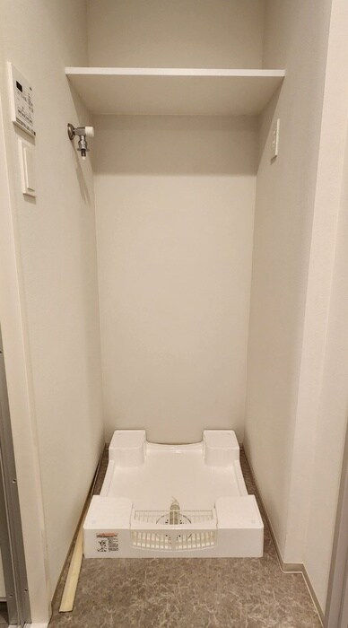 物件内観写真21　(洗濯機置場)