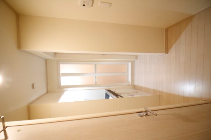 物件内観写真18　(廊下)