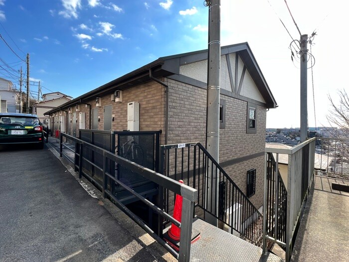 物件外観写真2　(外観写真)