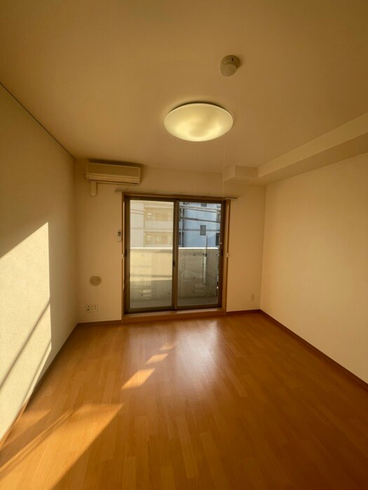 物件内観写真21　(居室)