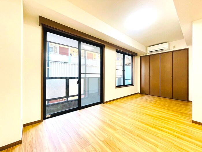 物件内観写真8　(居室)