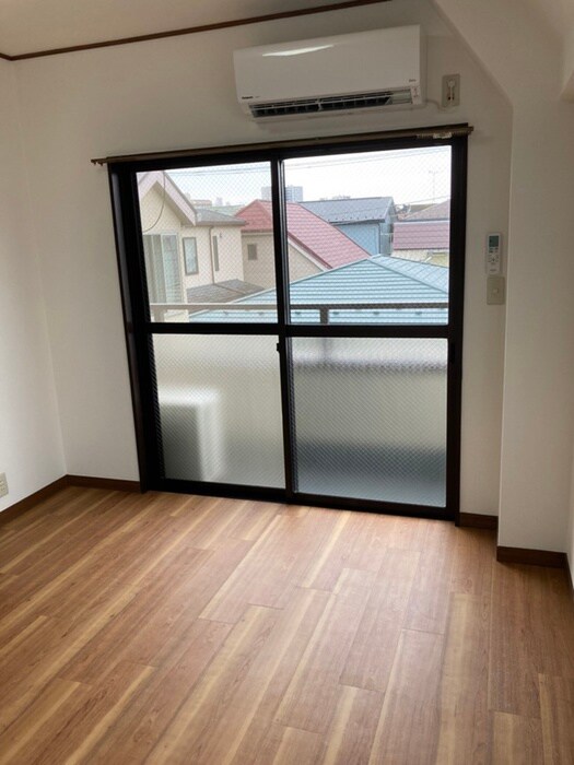 物件内観写真9　(居室)