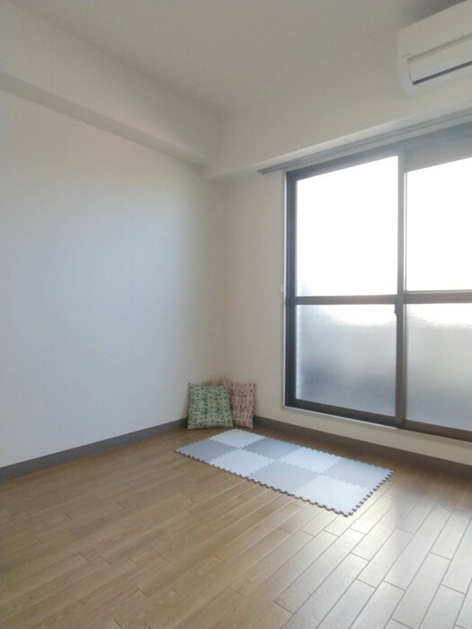 物件内観写真13　(居室)