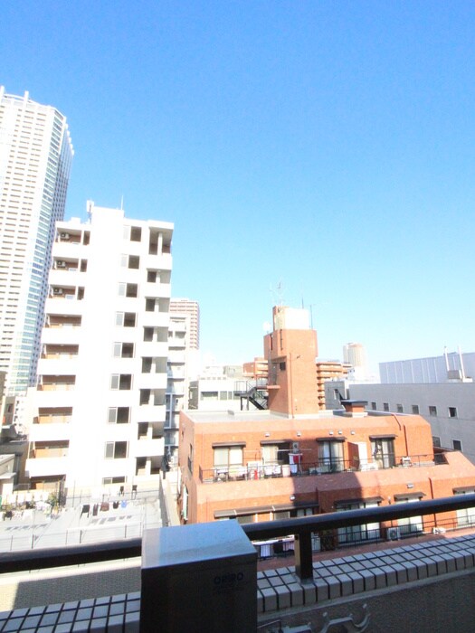 物件内観写真18　(室内からの展望)