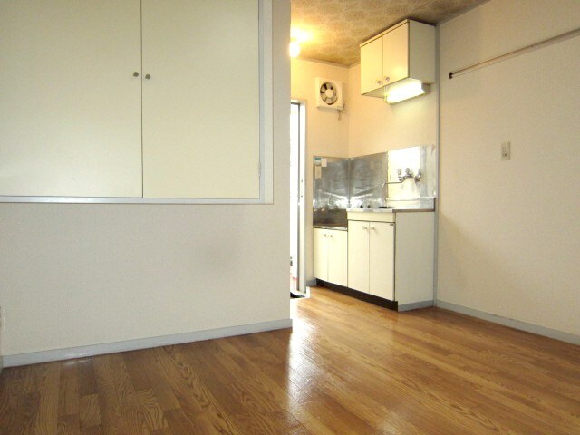 物件内観写真9　(居室)