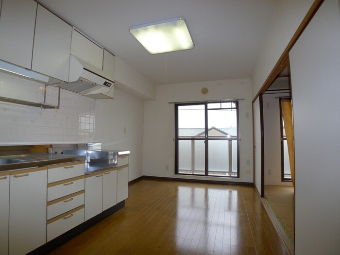 物件内観写真13　(居室)