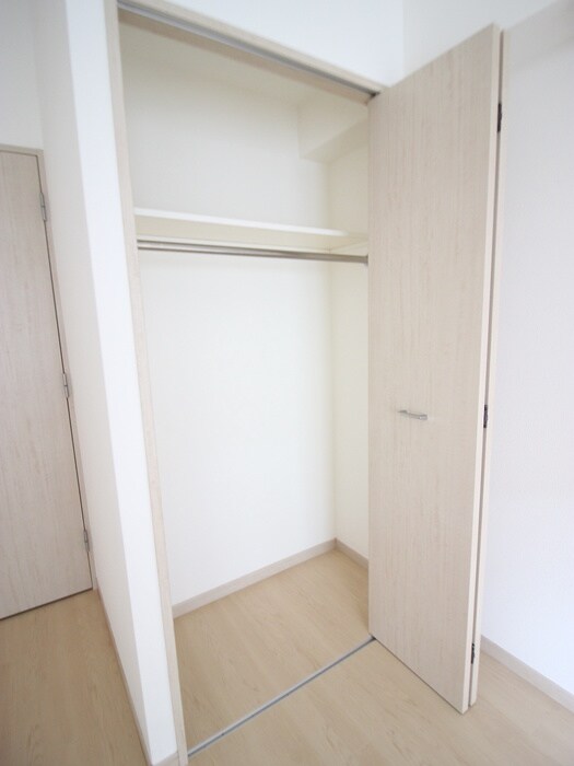 物件内観写真10　(収納)