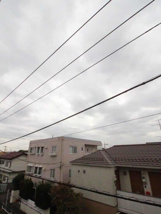 物件内観写真13　(室内からの展望)