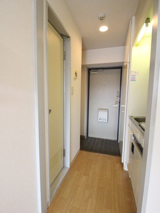 物件内観写真17　(廊下)