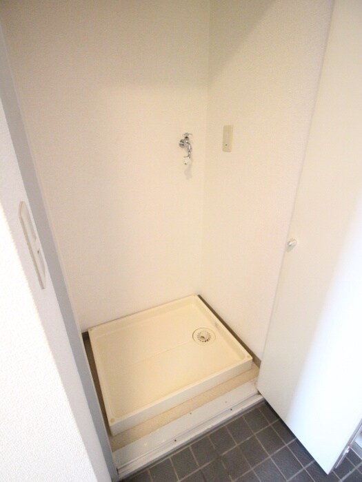 物件内観写真19　(洗濯機置場)