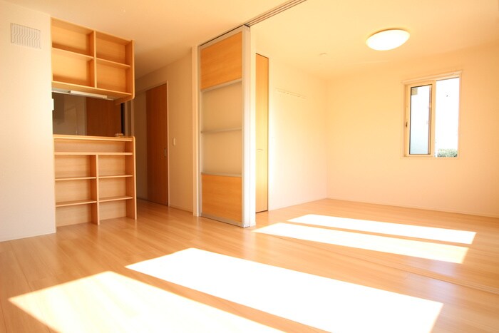 物件内観写真7　(居室)