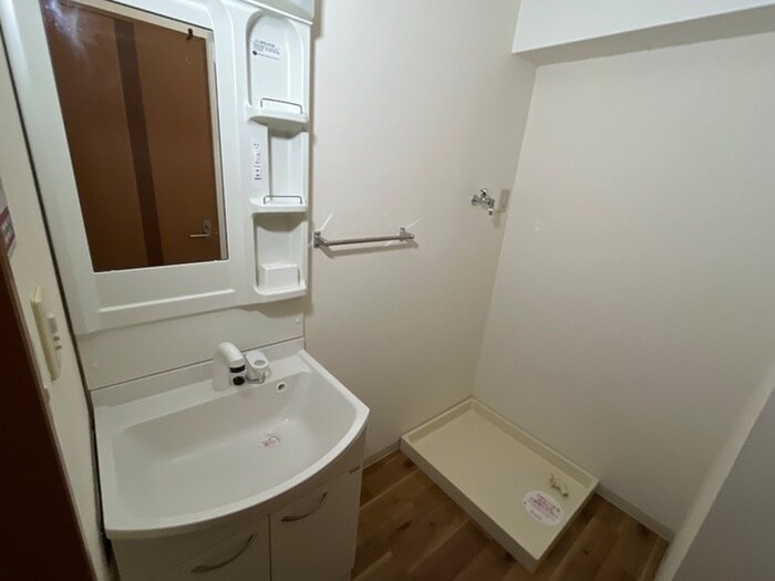 物件内観写真12　(洗面)