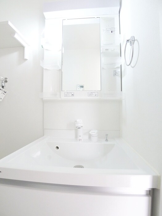 物件内観写真11　(洗面)