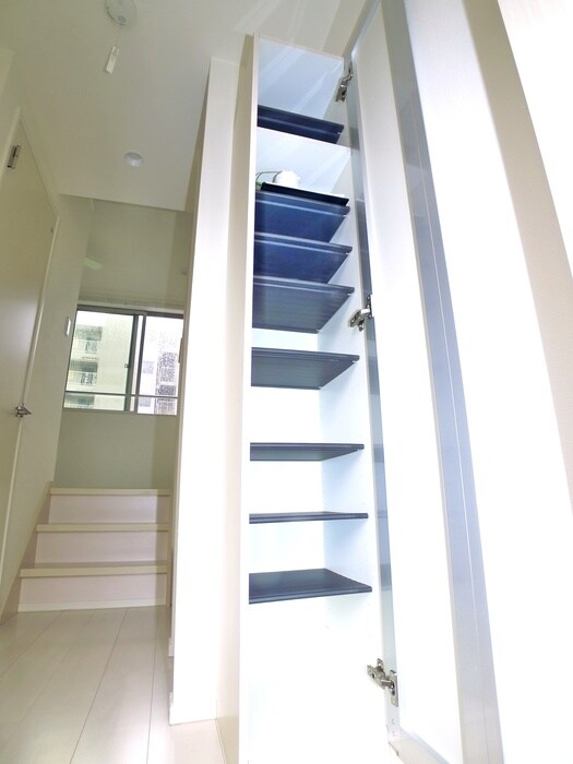 物件内観写真17　(靴箱)