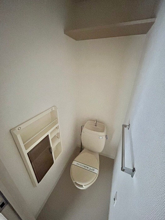 物件内観写真14　(トイレ)