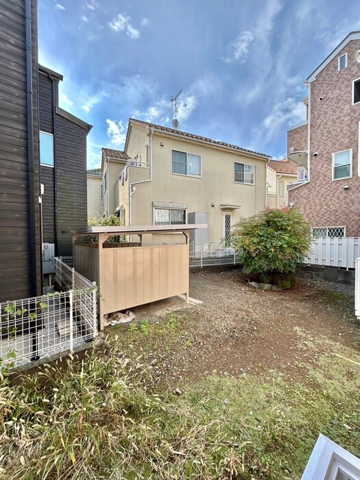 物件内観写真20　(室内からの展望)