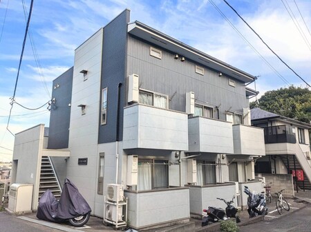 レヴィガ－ト白楽外観写真