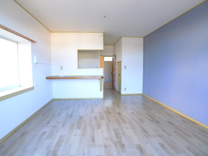 物件内観写真3　(居室)