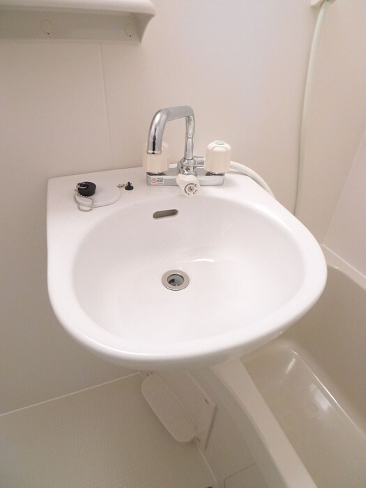 物件内観写真8　(洗面)