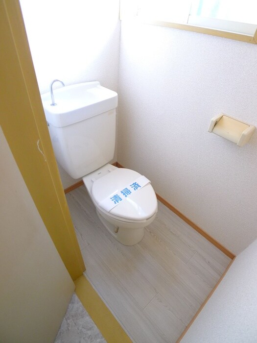 物件内観写真9　(トイレ)
