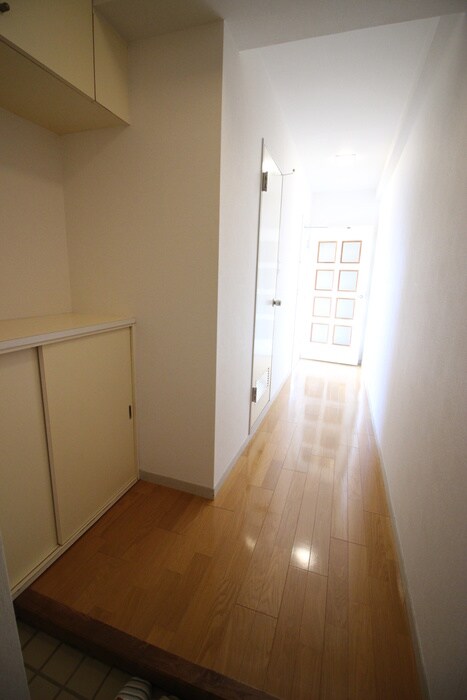 物件内観写真21　(廊下)