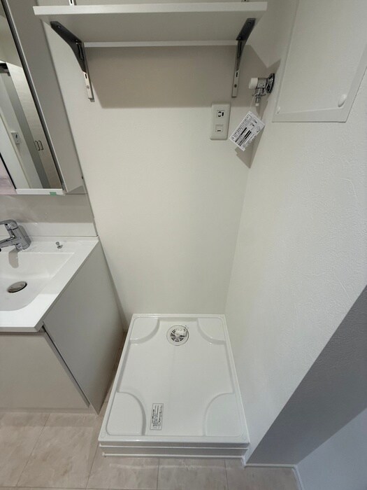 物件内観写真13　(洗濯機置場)