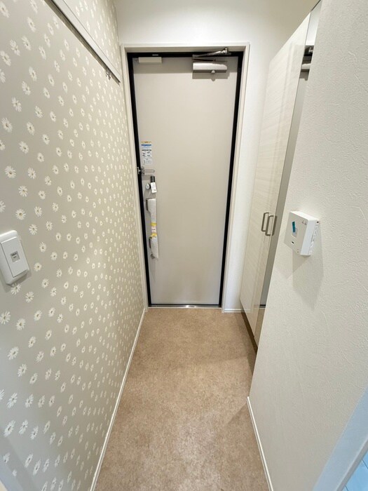 物件内観写真17　(玄関)