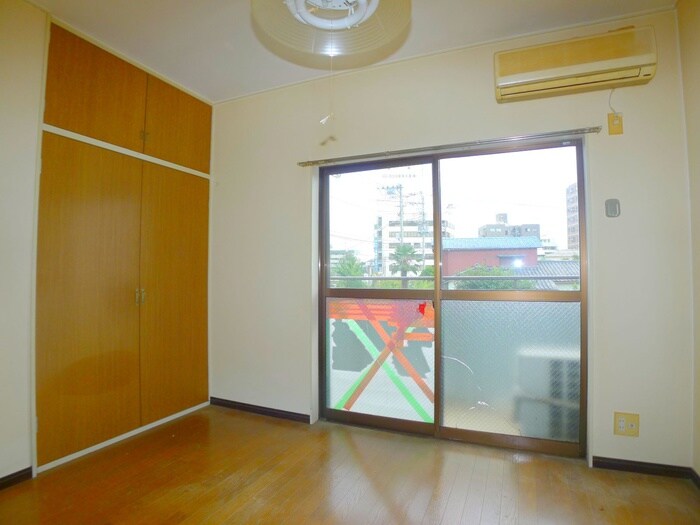 物件内観写真11　(室内からの展望)