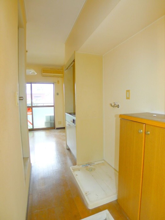 物件内観写真15　(廊下)